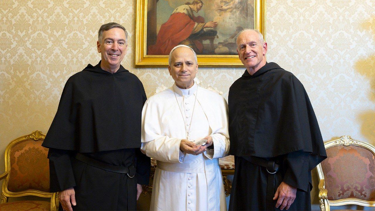 Papa: Em um mundo barulhento, você deve ouvir o som dos pobres e da costa - as notícias do Vaticano.