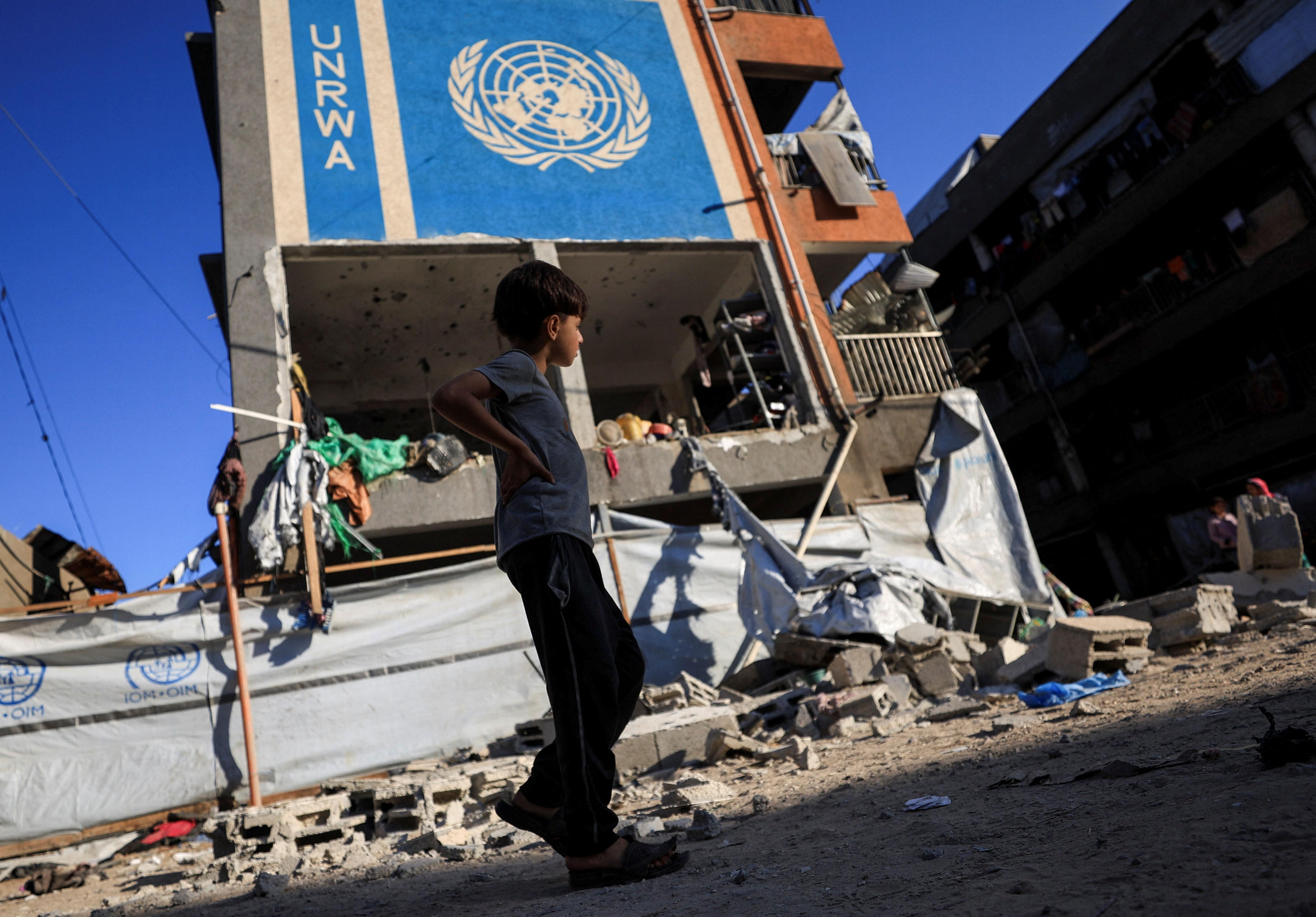 A ONU diz que a equipe da agência e os médicos que trabalham em Gaza, fome e exaustão do desmaiado |