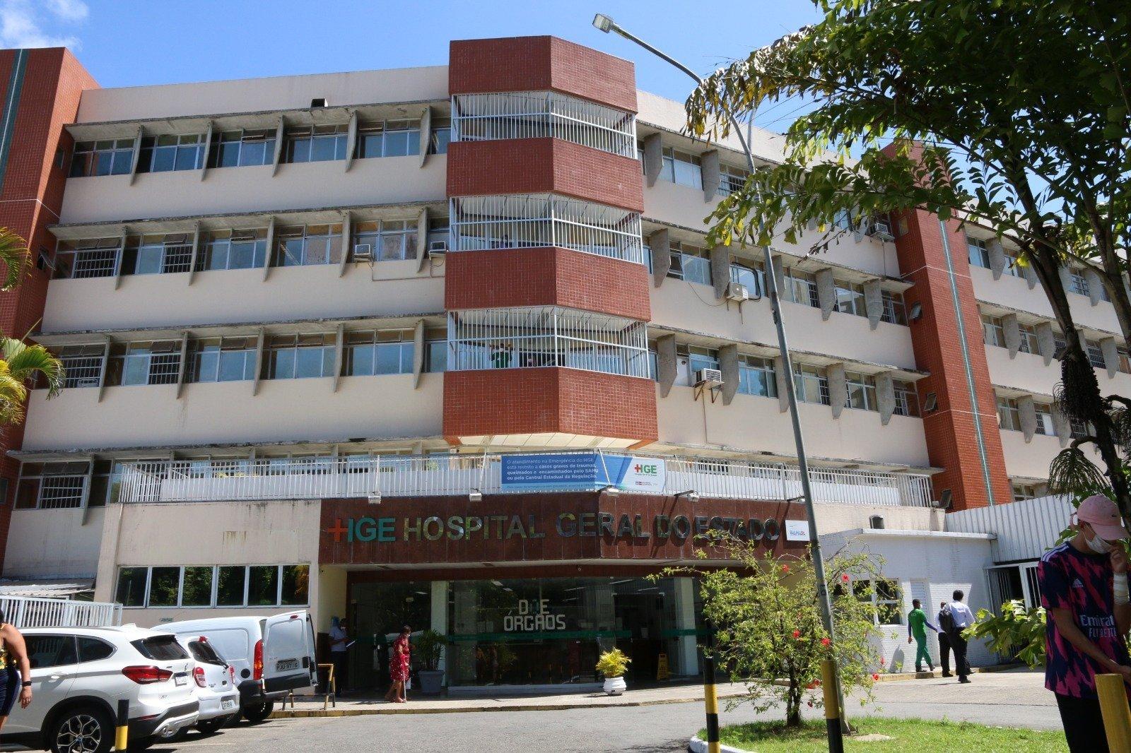 Doctors threaten stop care in five public hospitals |Majesty